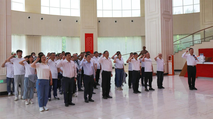 傳承雷鋒精神，弘揚(yáng)榜樣力量——省建科院組織黨員干部參觀(guān)雷鋒紀(jì)念館(圖4)